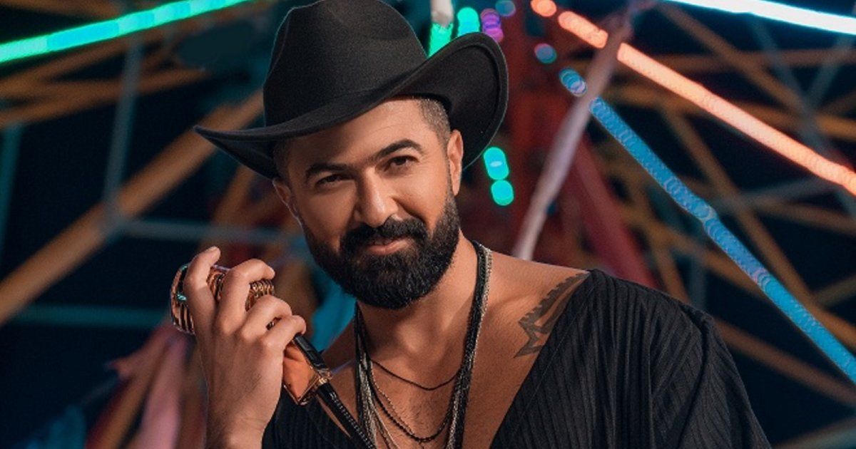 شاهد .. بالفيديو - فاتن برازي تبدع بإخراج الكمر لسيف نبيل