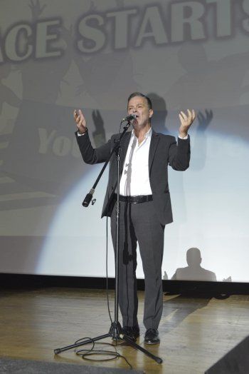 شاهد .. بالصور - نقولا الأسطا سفيراً للسلام