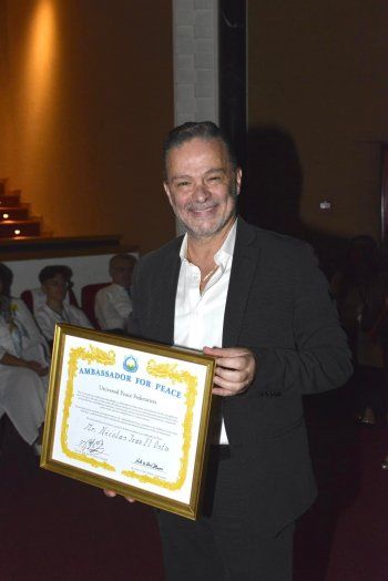 شاهد .. بالصور - نقولا الأسطا سفيراً للسلام