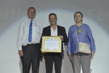 شاهد .. بالصور - نقولا الأسطا سفيراً للسلام