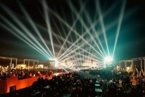 بالصور.. عمرو دياب يتصدر التريند بعد حفله في الأهرامات