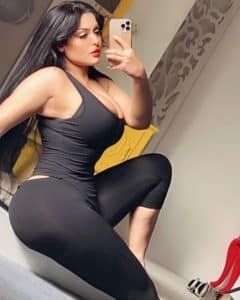 غريبة وشاذة … المحكمة تفجر مفاجأة صادمة حول سلمى الشيمي