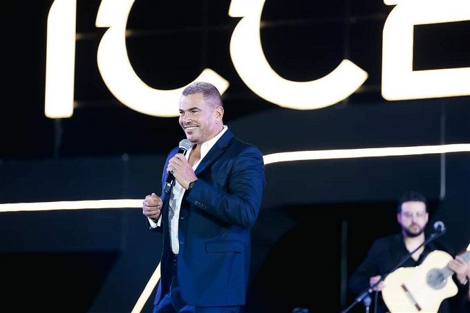 بالصور.. عمرو دياب يتصدر التريند بعد حفله في الأهرامات