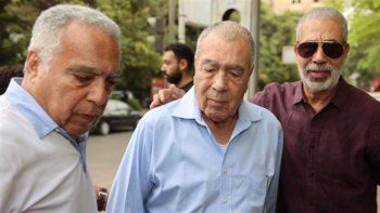 شاهد .. نجوم يشاركون في تشييع جثمان احمد سامي العدل