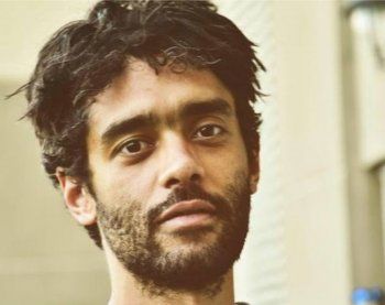 شاهد .. خضة في الوسط الفني .. رحيل مفاجئ لإبن سامي العدل في عز شبابه