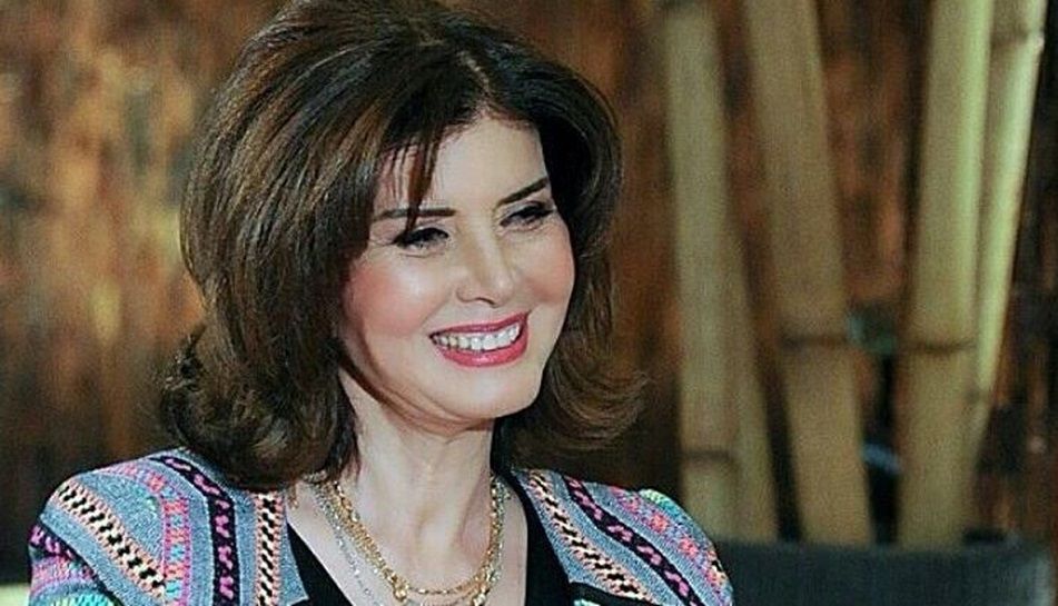 فاتن حمامة تصف بدايات ميرفت أمين ونهايات ميرفت أمين