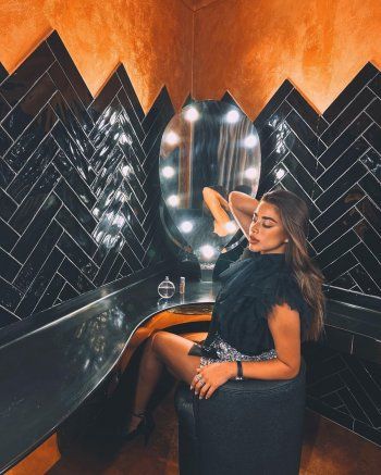 شاهد .. بالصور- يارا السكري تلمع كالنجوم بلوك يحبس الأنفاس