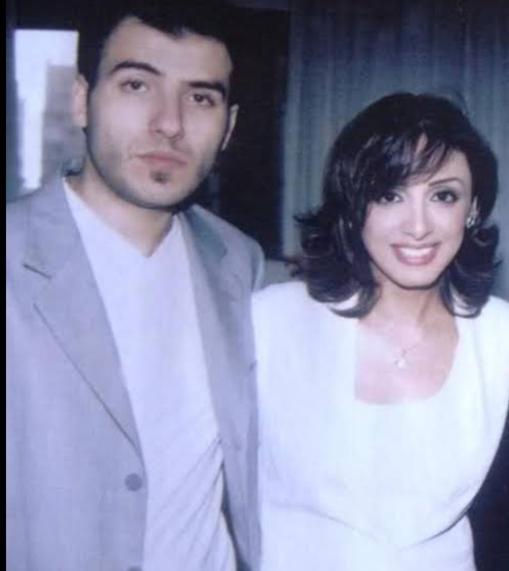 أنغام وزوجها الكويتي يتصالحان وإبنهما عبد الرحمن على المسرح