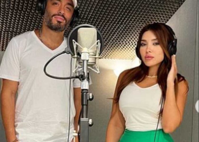 رامي جمال هيغني مع مراته : مش ملاحظ حاجة