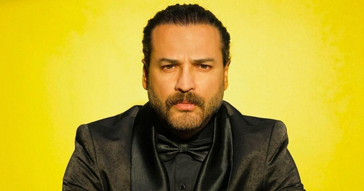 شاهد .. بالأبيض..وسام حنا يخطف الأنظار بأناقته وجاذبيته- بالصورة