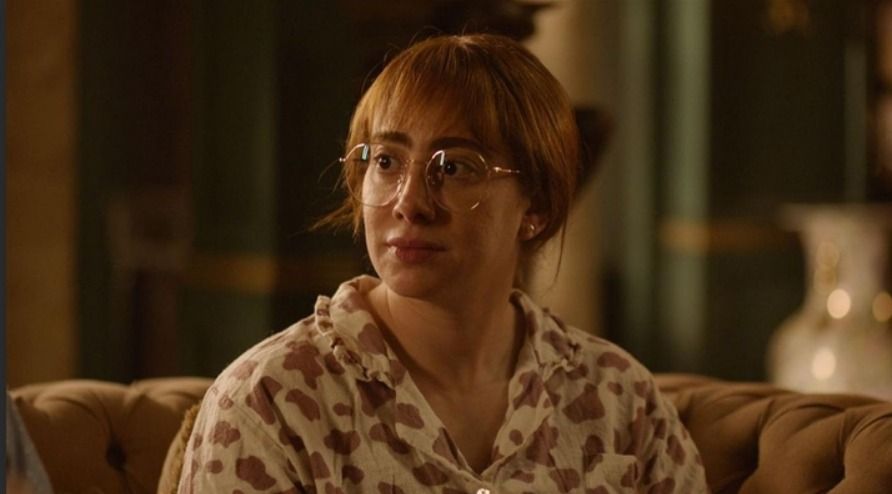 ريهام الشنواني بتفول علي نفسها كوميديانة : أنتي مصدقة نفسك ؟!!