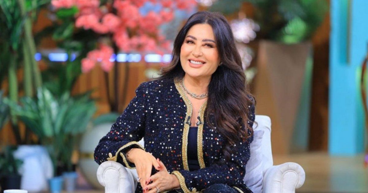 شاهد .. بالفيديو- في أقل من يومين.. لطيفة التونسية تكسر حاجز المليون بـ "سحابة صيف"