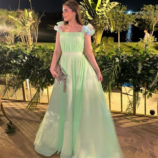 لو معاكي 25 ألف .. أوعي تشتري فستان زي ليلي أحمد زاهر