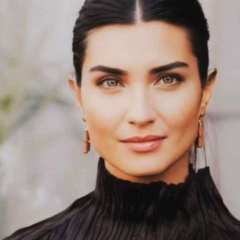 شاهد .. بالصور- توبا بويوكستون تكشف قصتها مع فالنتينو