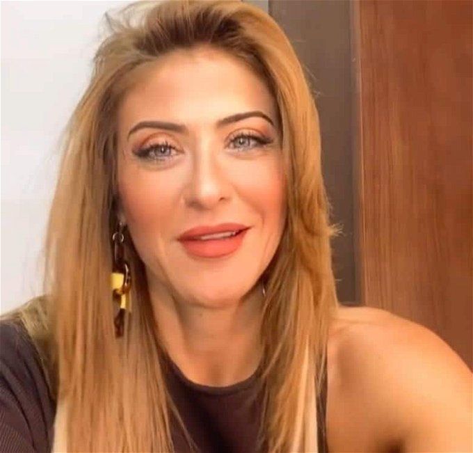 هجوم هيدي كرم على منتقدي الفنانين عبر السوشيال ميديا: نشعر أننا لا نستحق الاحترام