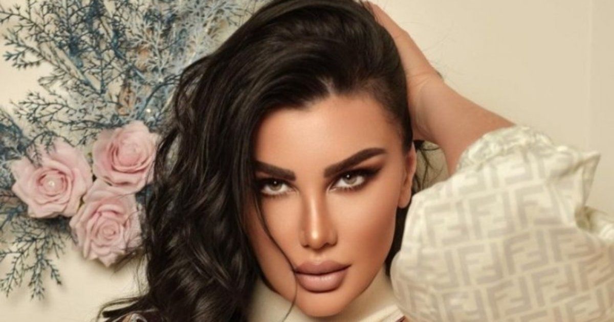 شاهد .. بالصورة - جيني إسبر عضواً في لجنة تحكيم "ملكة جمال الكون"