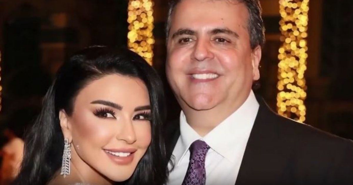 شاهد .. ماغي بو غصن توجه رسالة رومانسية لـ جمال سنان مناسبة عيد زواجهما-بالصورة