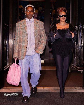 شاهد .. ريهانا تطل بقوام ممشوق خلال احتفالها بعيد زواجها بعد ولادتها بشهرين-بالصور