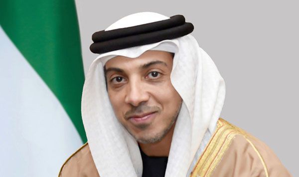 منصور بن زايد يستقبل نائب رئيس الوزراء وزير التجارة الخارجية في كوبا