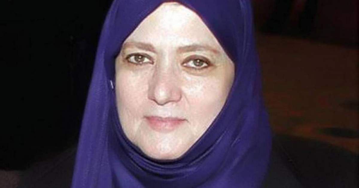 شاهد .. شمس البارودي تنهار ليلة عيد ميلادها