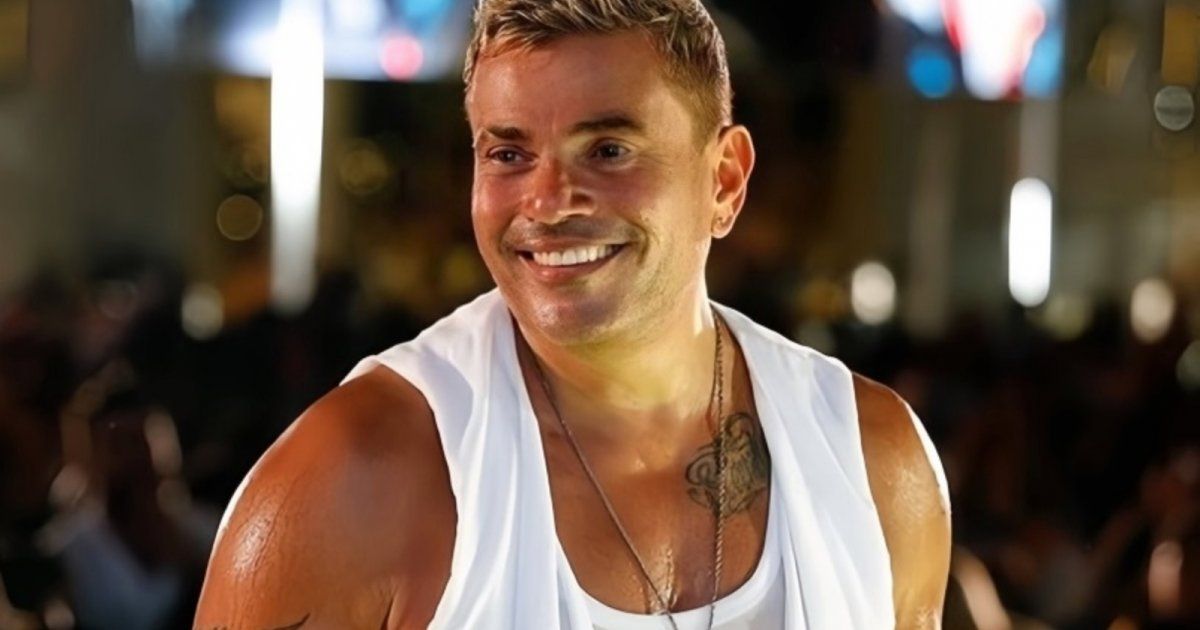 شاهد .. عمرو دياب يستعد لطرح أحدث أغانيه "المعنويات مرتفعة"