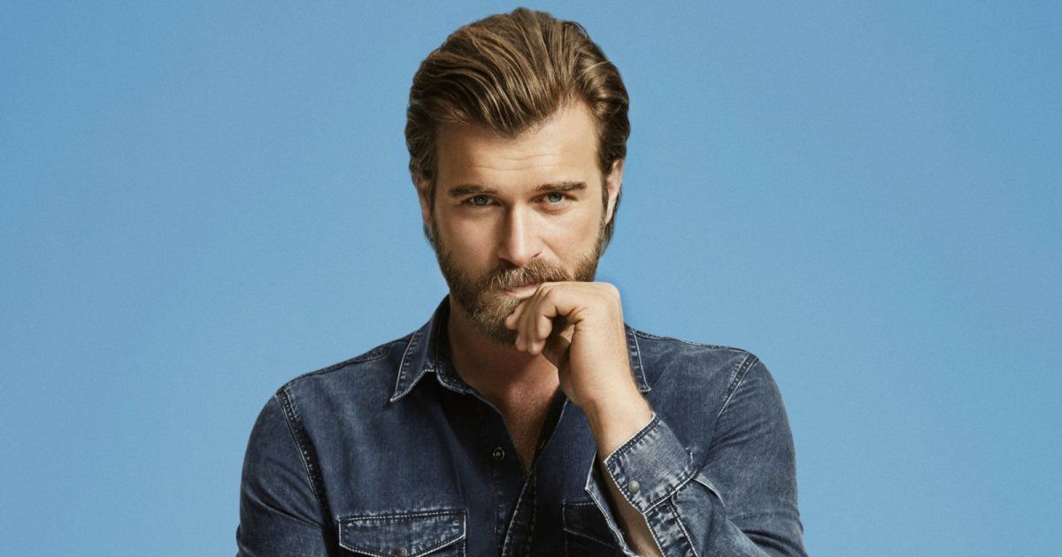 شاهد .. خفة دم إبن كيفانش تاتليتوغ حديث الساعة.. وتفاعل مميز من الجمهور