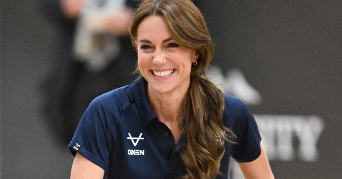 شاهد .. ردة فعل كايت ميدلتون على فتى دغدغها تحدث ضجة- بالفيديو