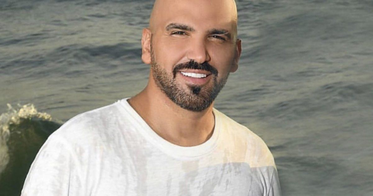 شاهد .. ناجي الأسطا يفجع بوفاة أقرب الناس