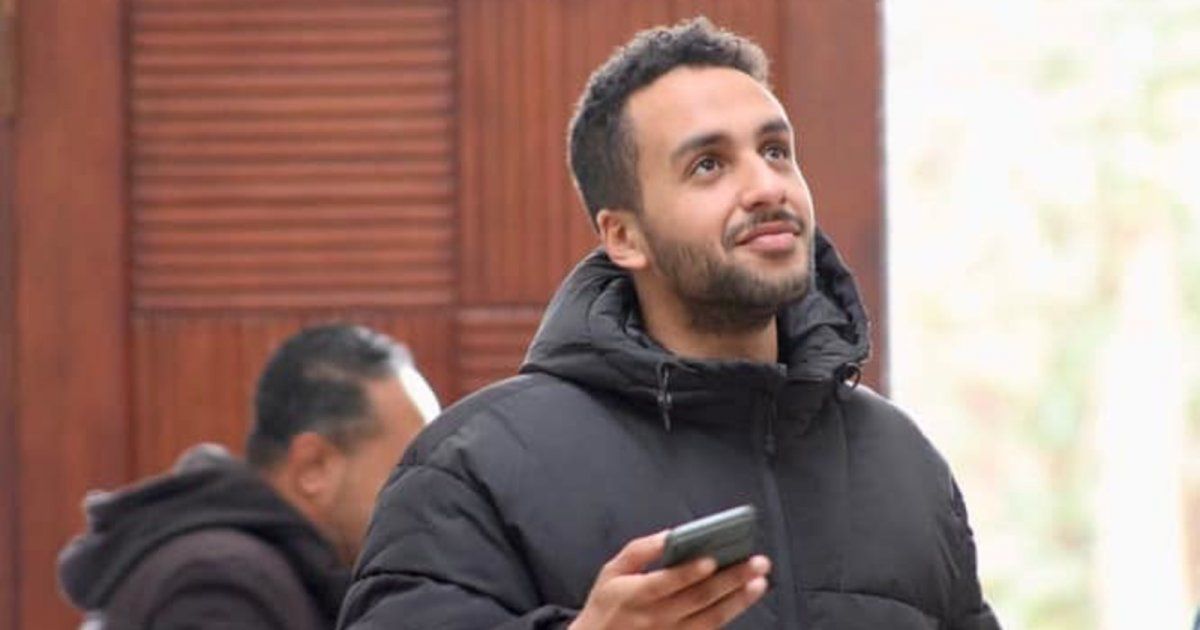 شاهد .. خالد سامي العدل يطلب الدعاء لشقيقه الراحل