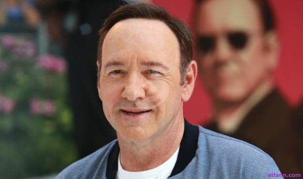 شاهد .. إصابة كيفن سبيسي بسكتة قلبية