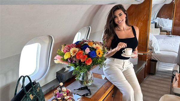 إسمعي نصيحة ياسمين صبري : إمشي حافيه وخدي البركة