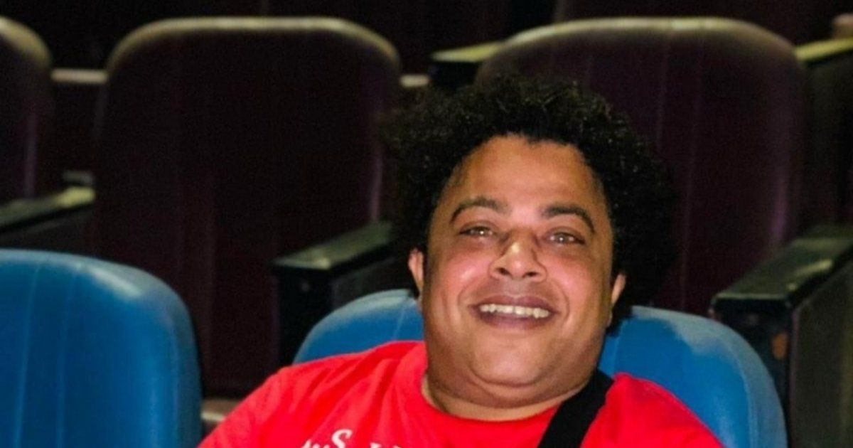 شاهد .. بعد تعرضه لأزمة قلبية.. وفاة الفنان محمد بطاوي