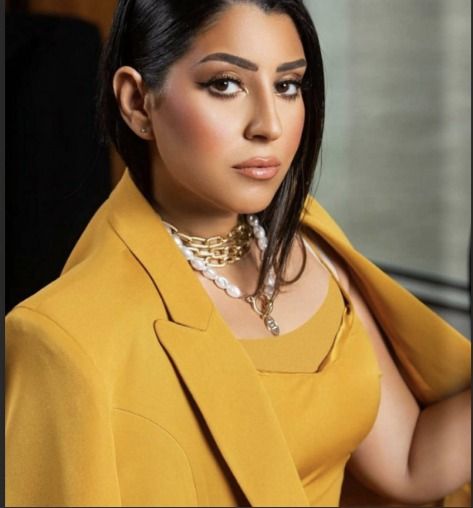 أيتن عامر بملامح دبلانة : إيه الي جرالك ياشابة