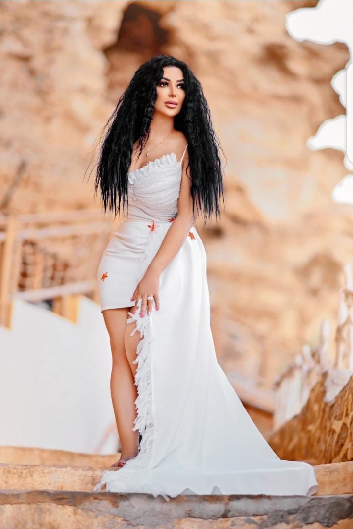 شاهيناز تتألق في أحدث جلسة تصوير دعمًا للسياحة – فيديو وصور