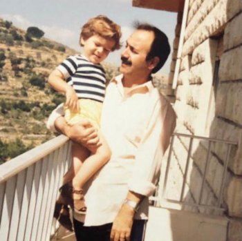 شاهد .. هذا الطفل كبر وأصبح من أهم نجوم الدراما العربية.. فمن هو؟