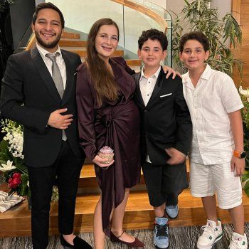 شاهد .. شام الذهبي تستعرض حملها في الاشهر الأخيرة وهكذا بدت