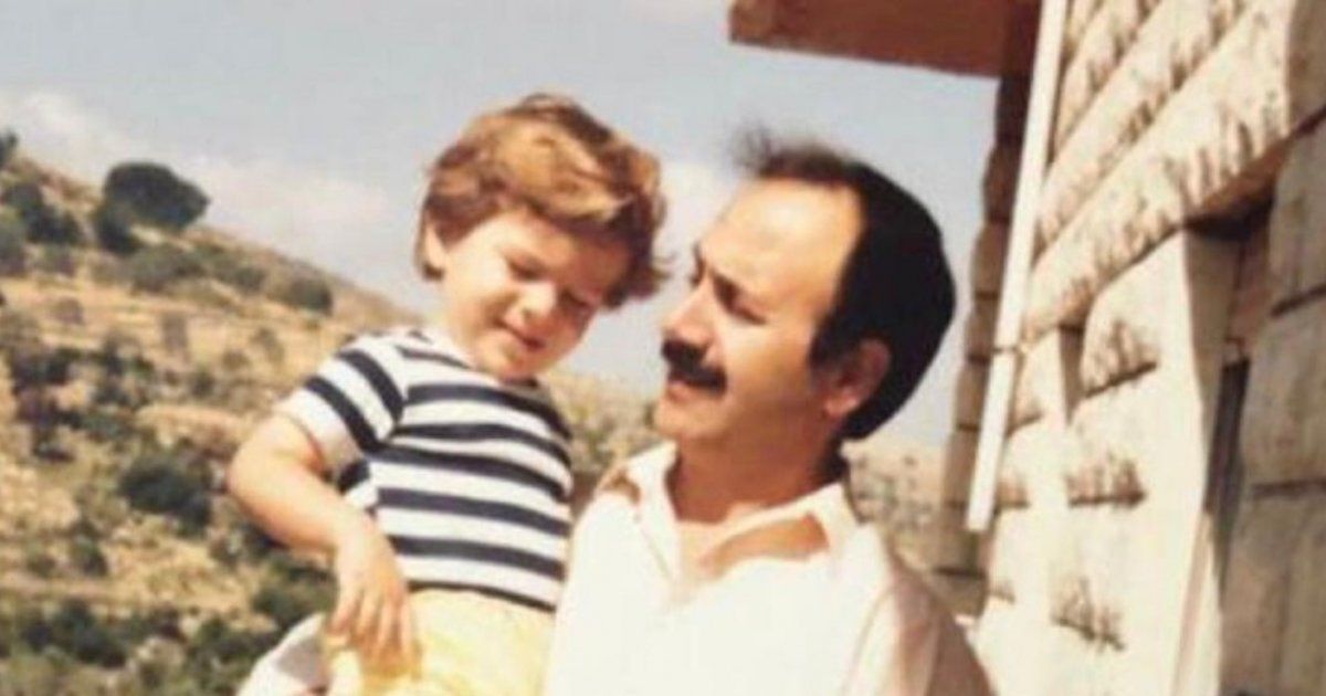 شاهد .. هذا الطفل كبر وأصبح من أهم نجوم الدراما العربية.. فمن هو؟