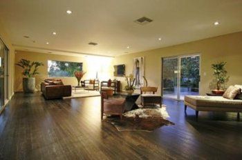 شاهد .. جولة في منزل مايلي سايرس .. فخامة وديكور رائع - بالصور