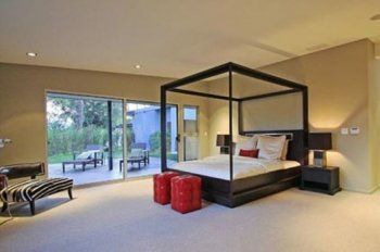 شاهد .. جولة في منزل مايلي سايرس .. فخامة وديكور رائع - بالصور