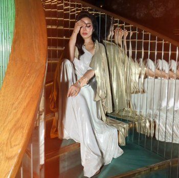 شاهد .. بالصورة - باناقتها المعتادة.. لجين عمران تتألق بجمالها وتسحر عيون الجمهور