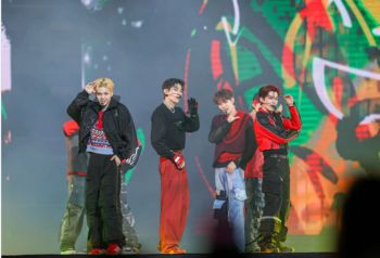 شاهد .. بالصور - اختتام مهرجان KCON في العاصمة السعودية الرياض وسط حضور عربي وأجنبي ضخم