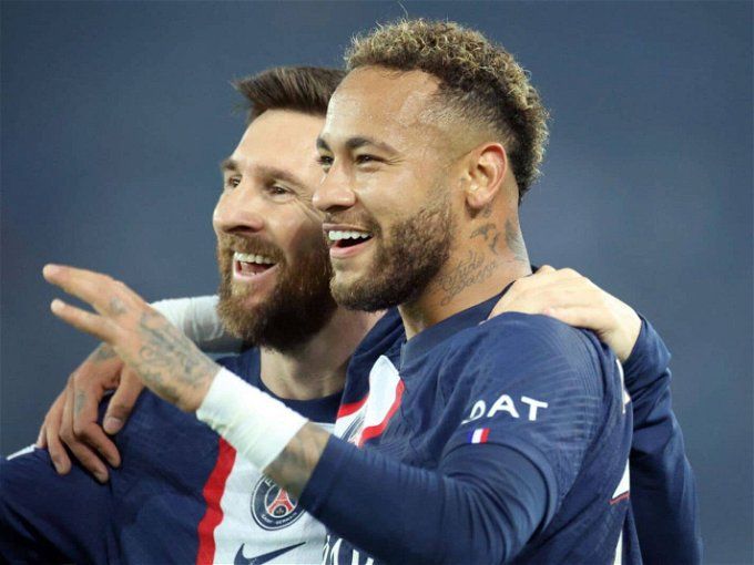 أخبار الرياضة | نيمار يختار الأفضل بين ميسي ورونالدو ويتغزل في سالم الدوسري نجم الهلال