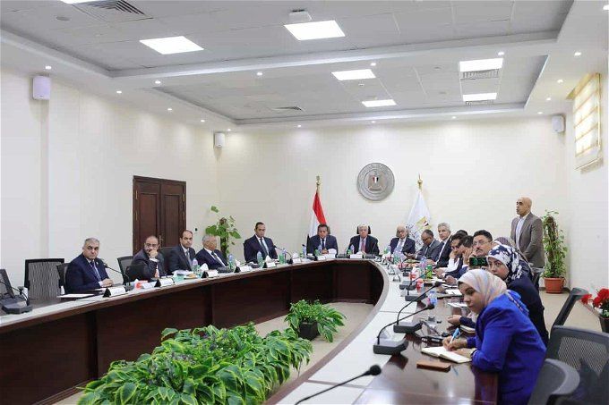 أخبار مصر | وزير التعليم العالي يجتمع بمجلس أمناء بنك المعرفة المصري.. اعرف التفاصيل