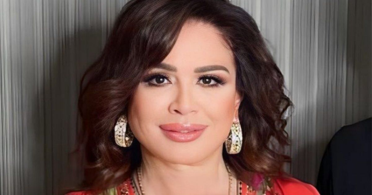 شاهد .. بالصور- الأناقة والجمال.. عنوان إطلالة إلهام شاهين الرائعة من العراق