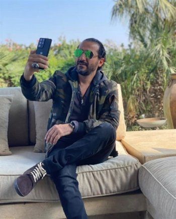 شاهد .. عنوان قصر أحمد حلمي ومنى زكي في مصر الفخامة والرقي.. بالصور