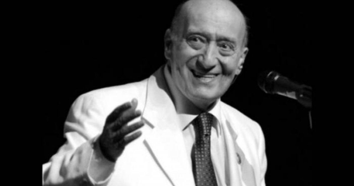 شاهد .. وديع الصافي ايقونة لبنان الموسيقية الذي سافر وغنى بعدة لغات