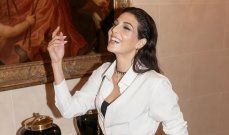 شاهد .. بالصور- بفستان صيفي مميز.. هنا شيحة تسحر الجمهور بلوك رائع