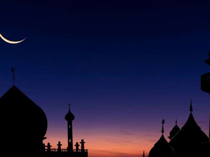 مواقيت الصلاة الجديدة بعد تطبيق التوقيت الشتوي.. خلي بالك من النتيجة