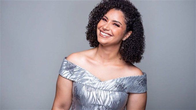 الموت يفجع المطربة نسمة محجوب في والدها