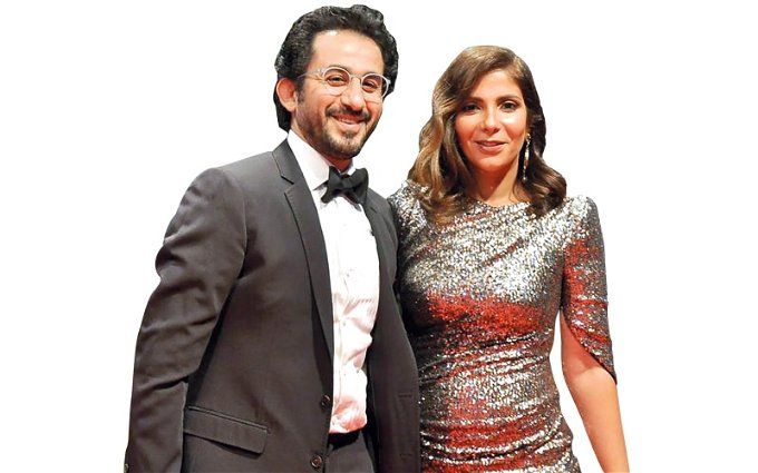 تعرض أحمد حلمي لوعكة صحية مفاجئة.. منى زكي تزيح الستار عن الحقيقة